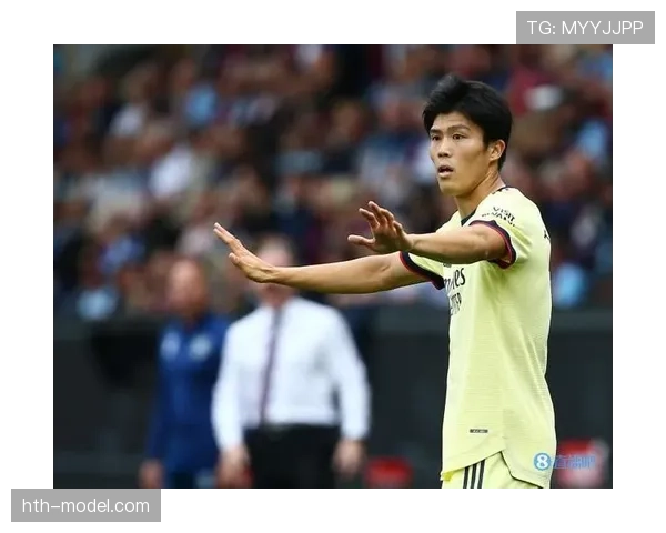 富安健洋国际赛场表现抢眼,成日本队后防中坚 富安健洋国际赛场表现抢眼,成日本队后防中坚