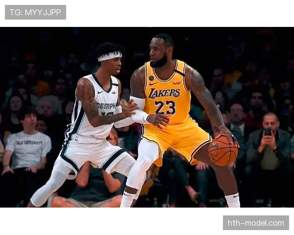 奥坎波斯持续进化,闪耀赛场展现新一代球星潜质 奥坎波斯持续进化,闪耀赛场展现新一代球星潜质